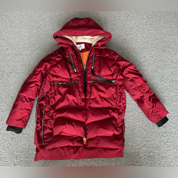 Fadshow "the Amazon Coat" Red Puffer Coat Jacket M Hooded - Picture 4 of 9